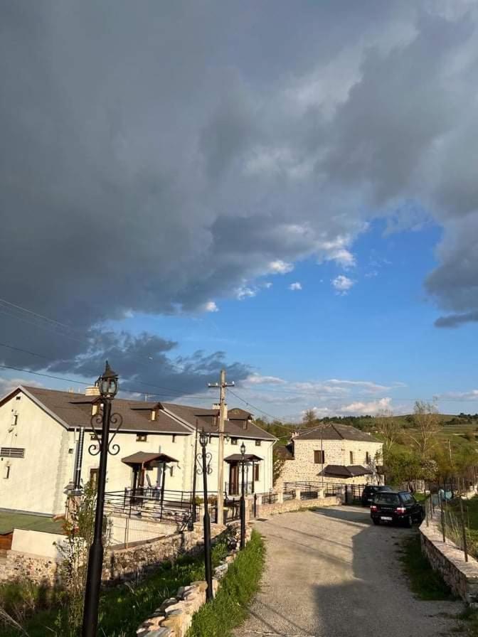 Vila Mata Voskopojë Esterno foto